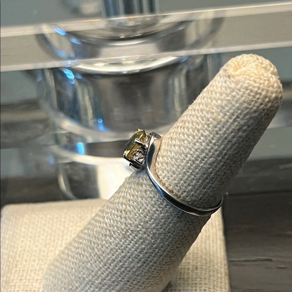 Oval cut sphene and zircon silver ring size 5 - Picture 2 of 4